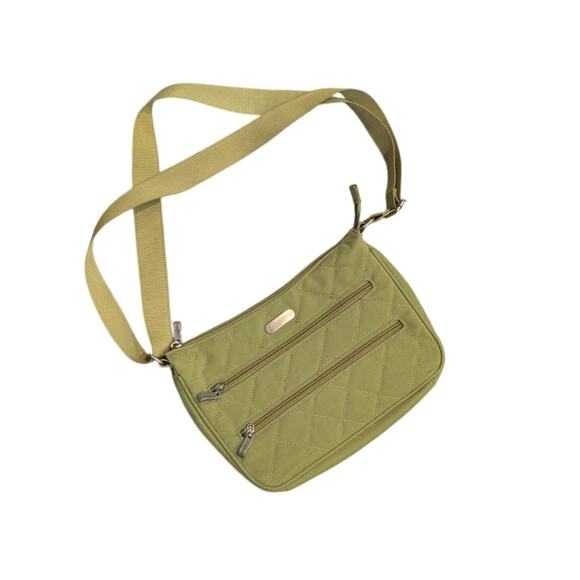 Baggallini Quilted Crossbody Lime Green - Picture 1 of 6